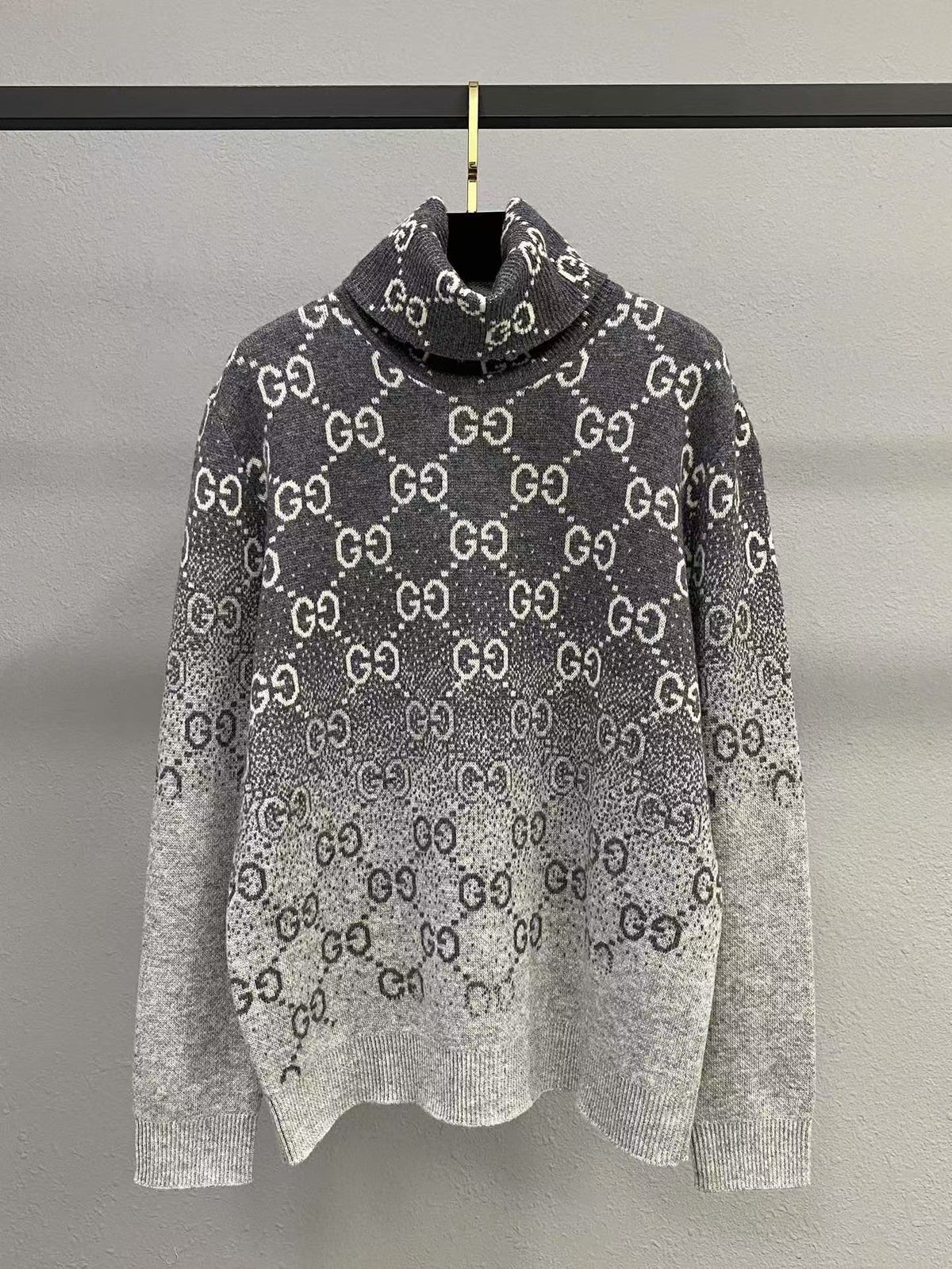 Classic Fashion Sweater-555(Women's)