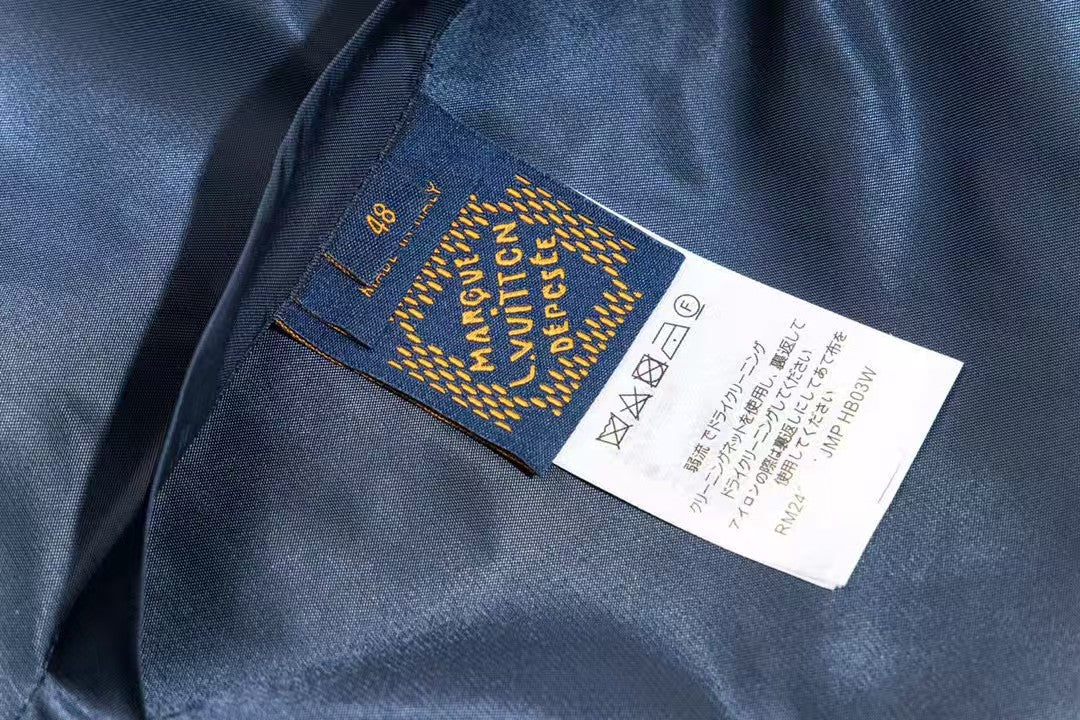 Double-faced fashionable and comfortable jacket