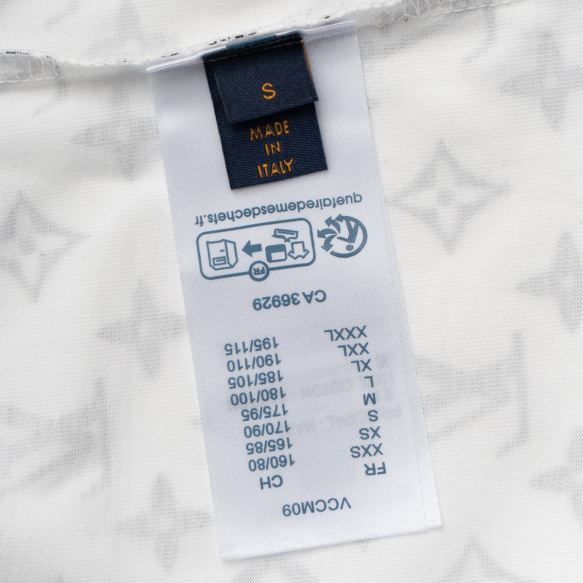 Printed T-Shirt: High-End Fashion Statement-1036