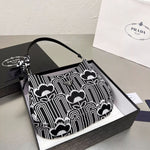 Exquisite leather bags-558