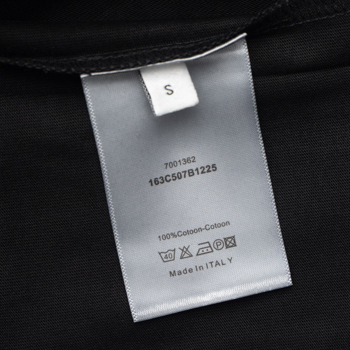 Printed T-Shirt: High-End Fashion Statement-1179