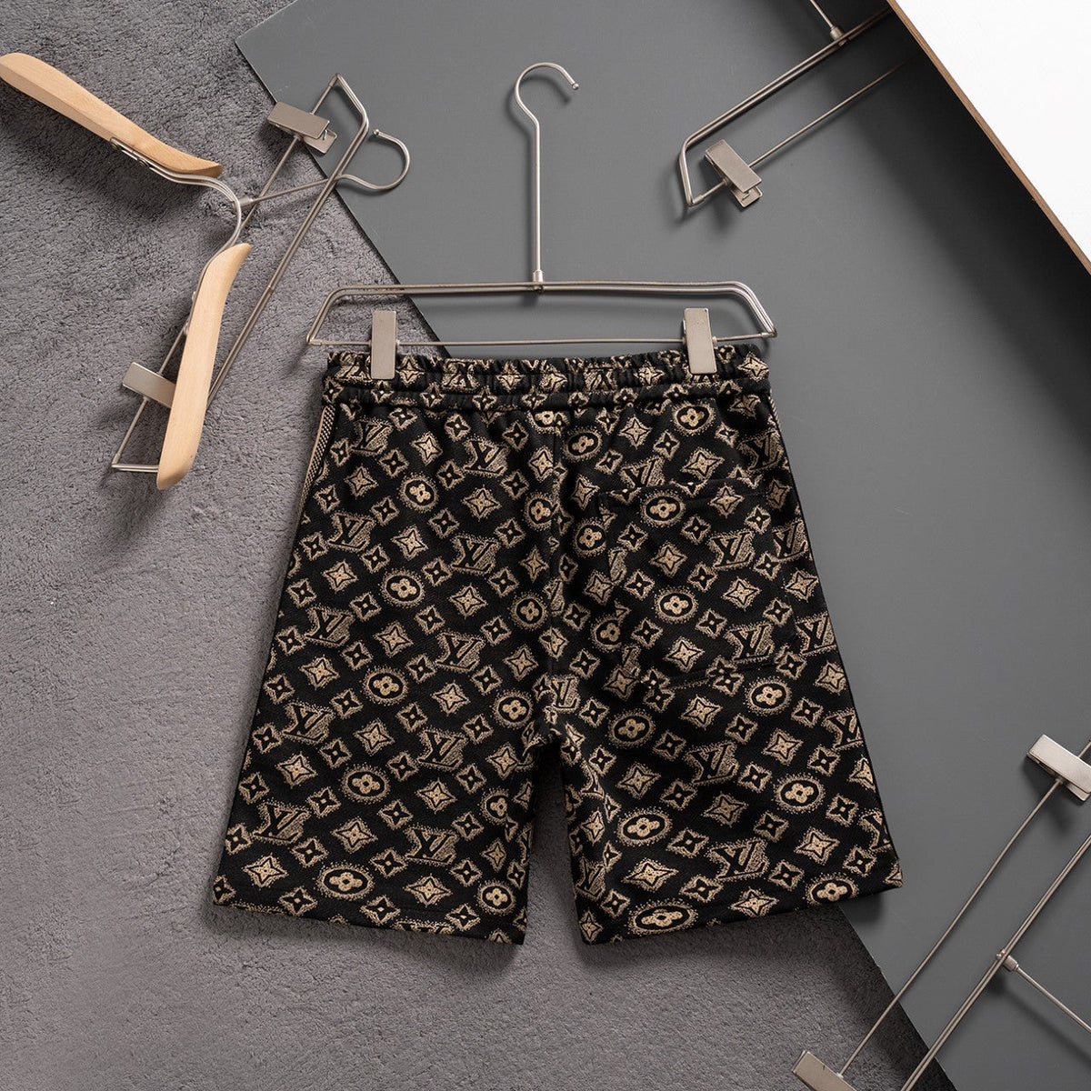 Men's printed shorts-10