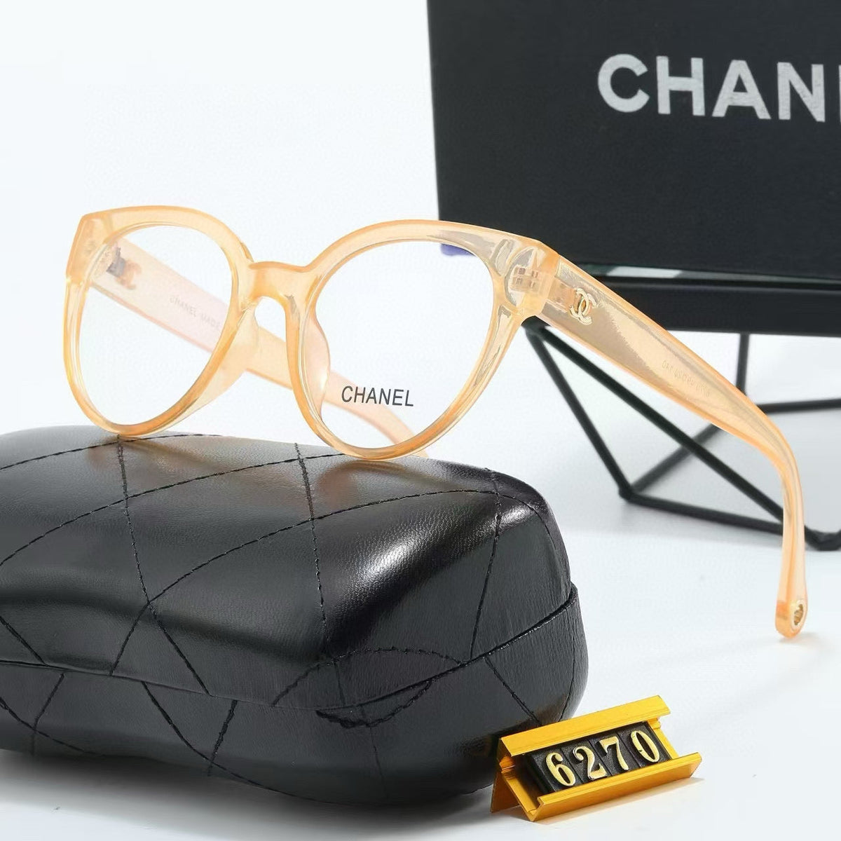 Fashion Eyewear: Elevate Your Style with Exquisite Craftsmanship-516