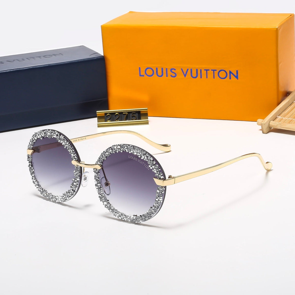 Fashion Eyewear: Elevate Your Style with Exquisite Craftsmanship-559