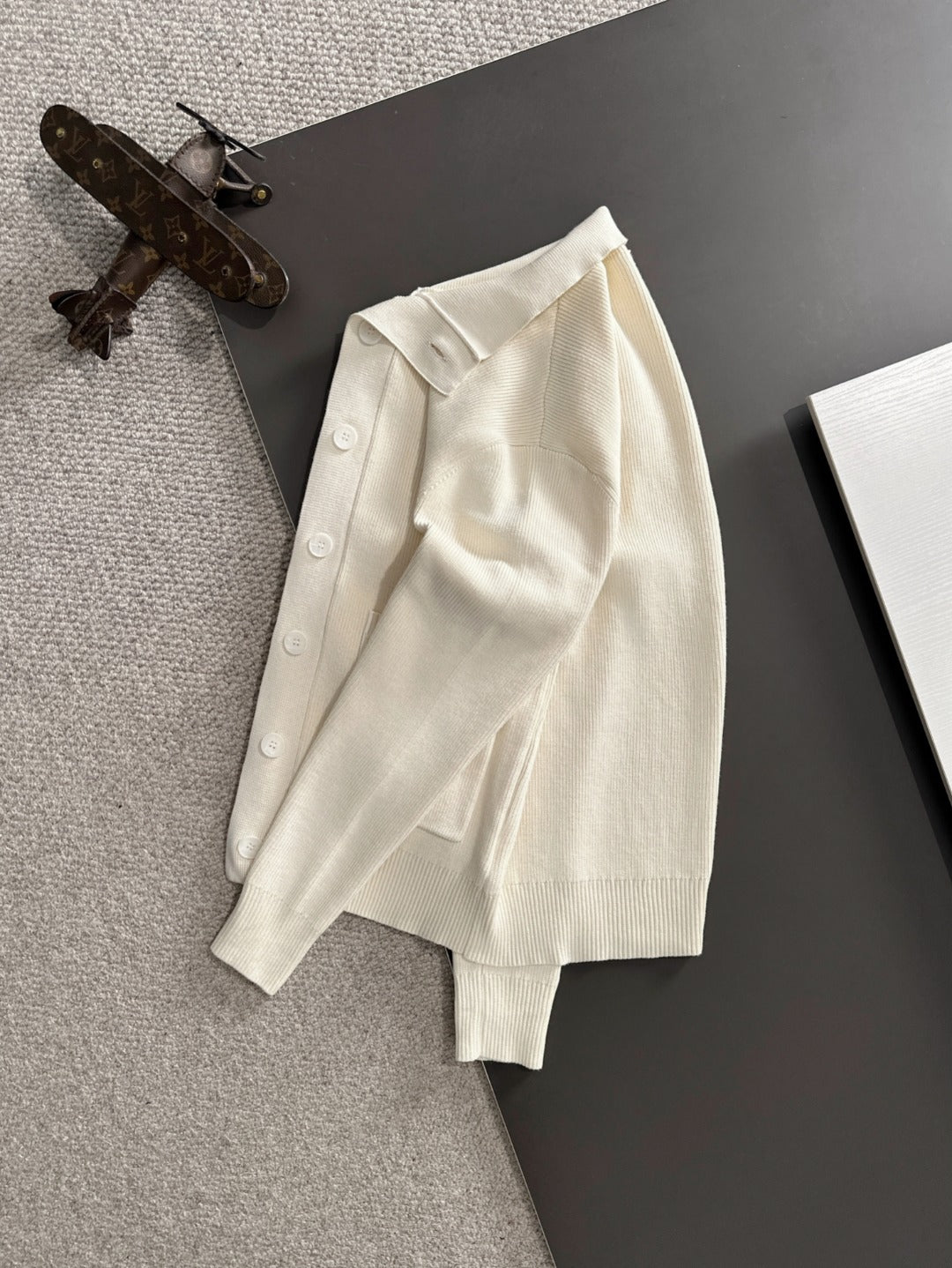 Classic Fashion Sweater-103