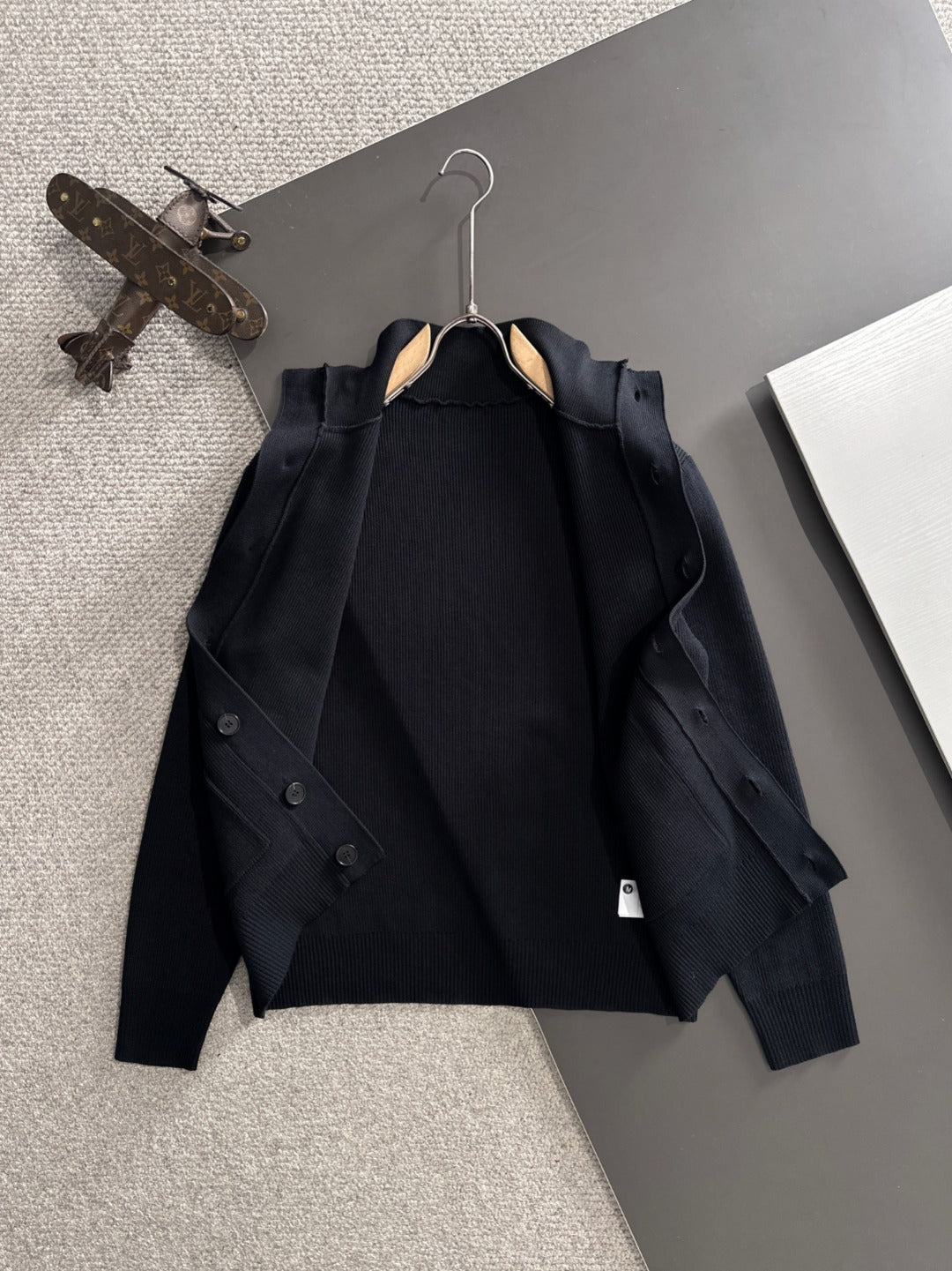 Classic Fashion Sweater-106