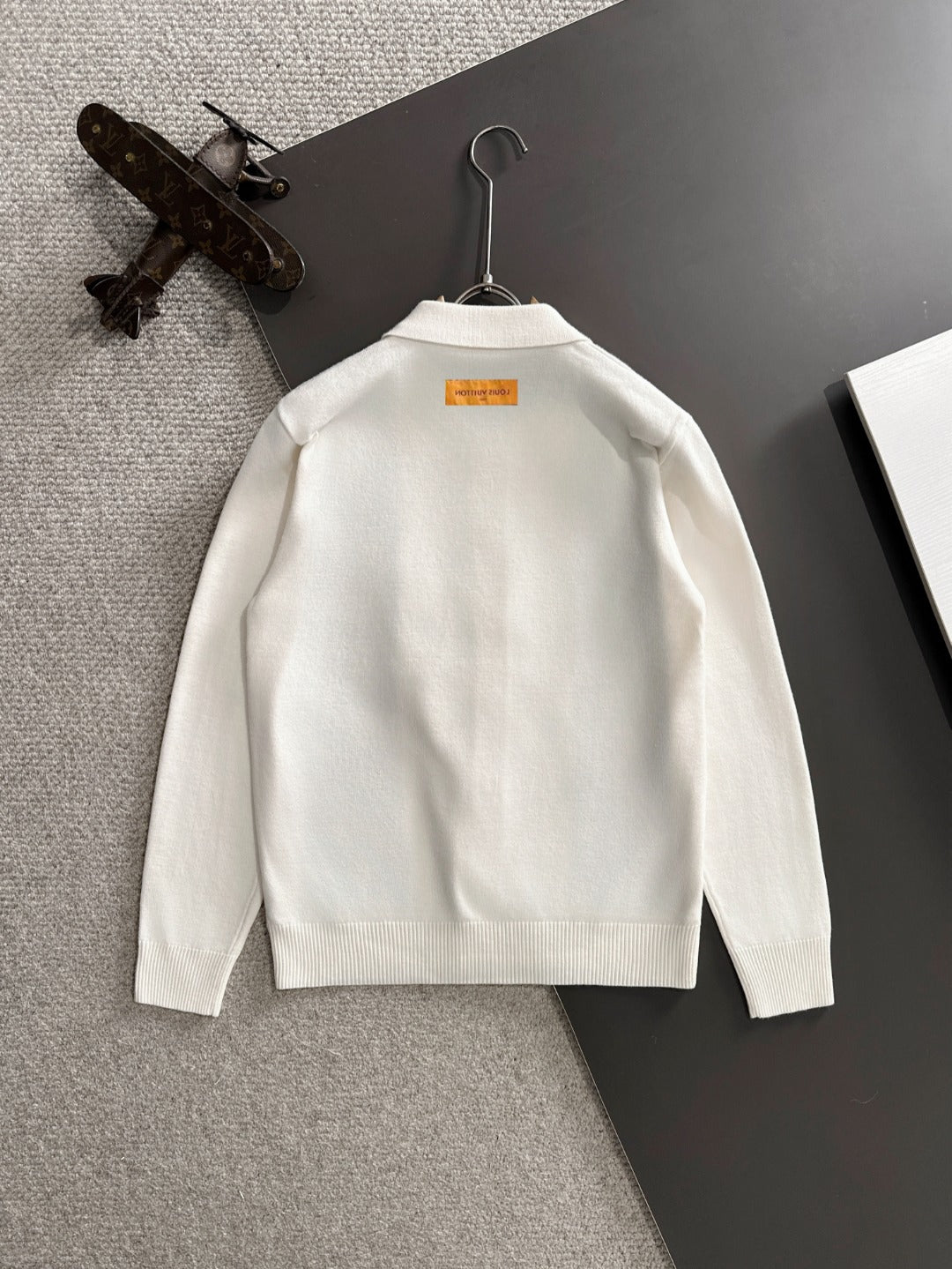 Classic Fashion Sweater-107