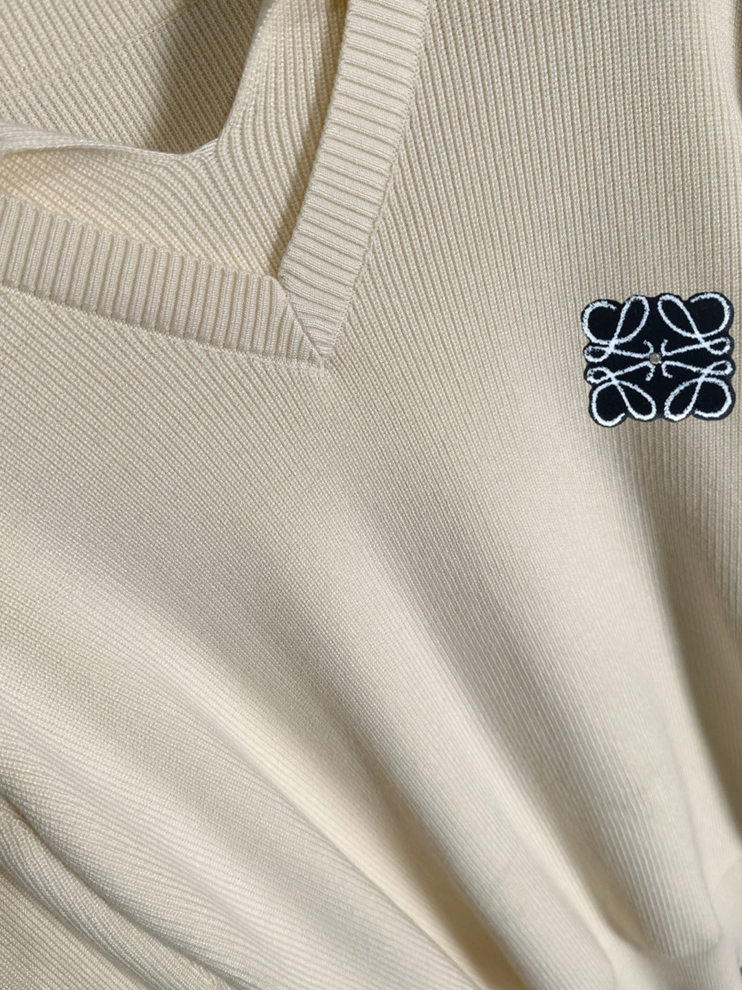 Classic Fashion Sweater-111