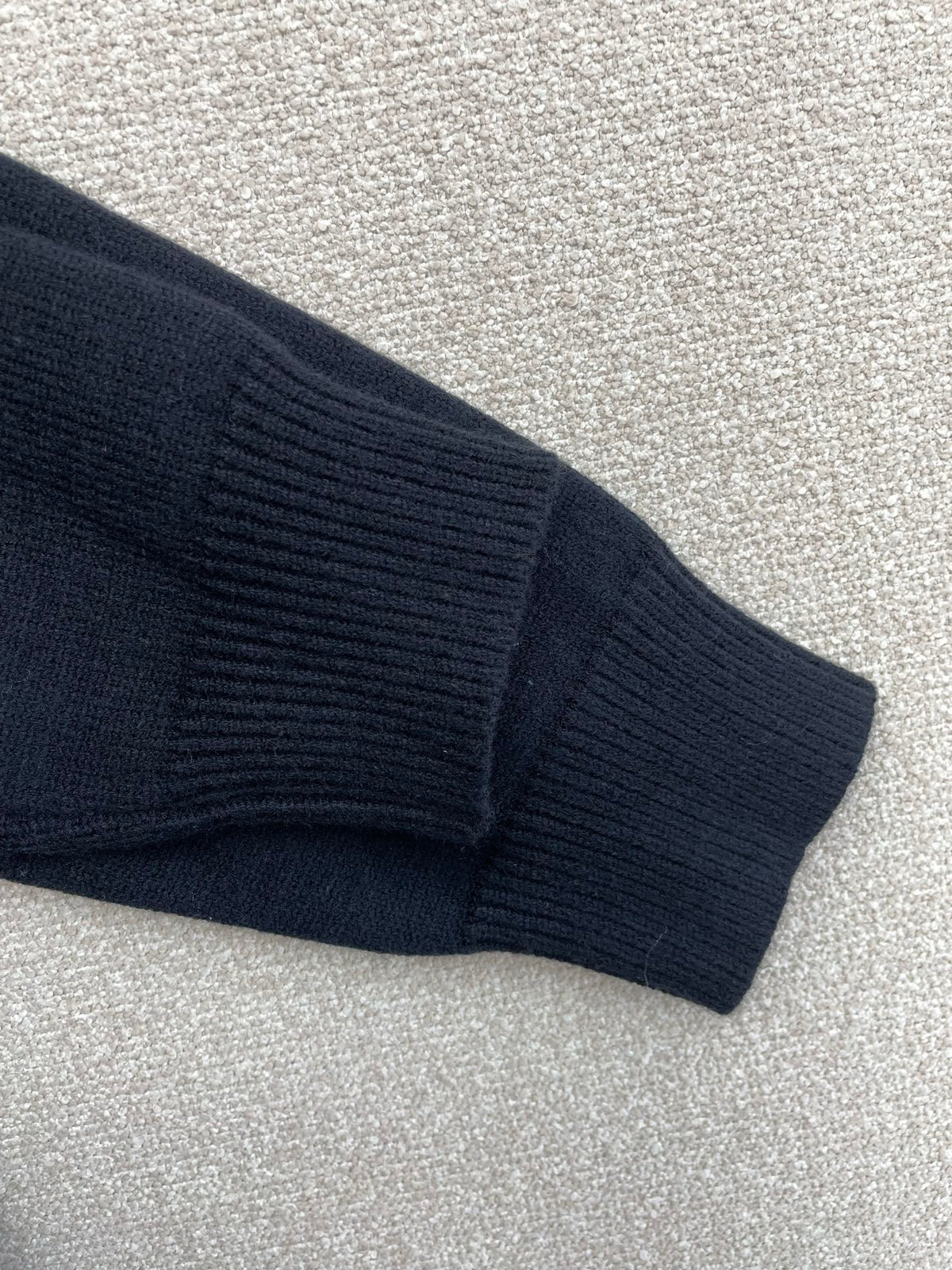 Classic Fashion Sweater-122