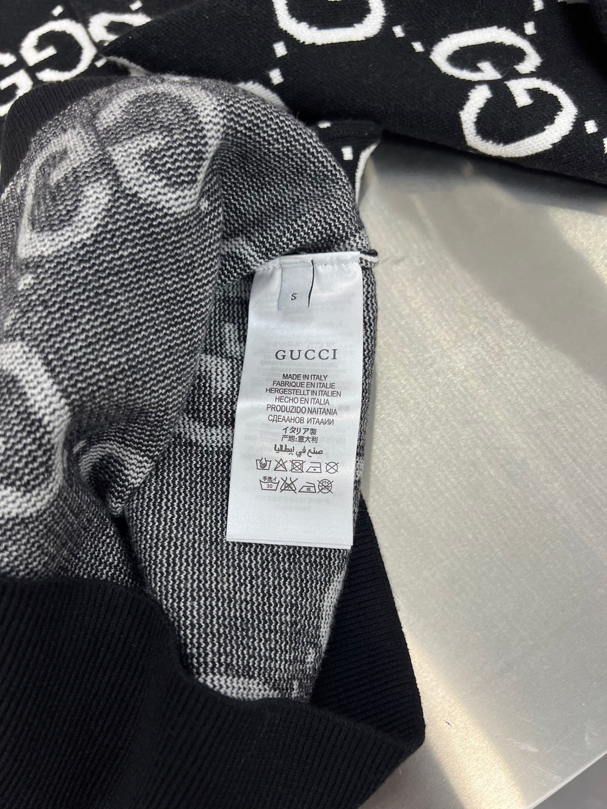 Classic Fashion Sweater-126