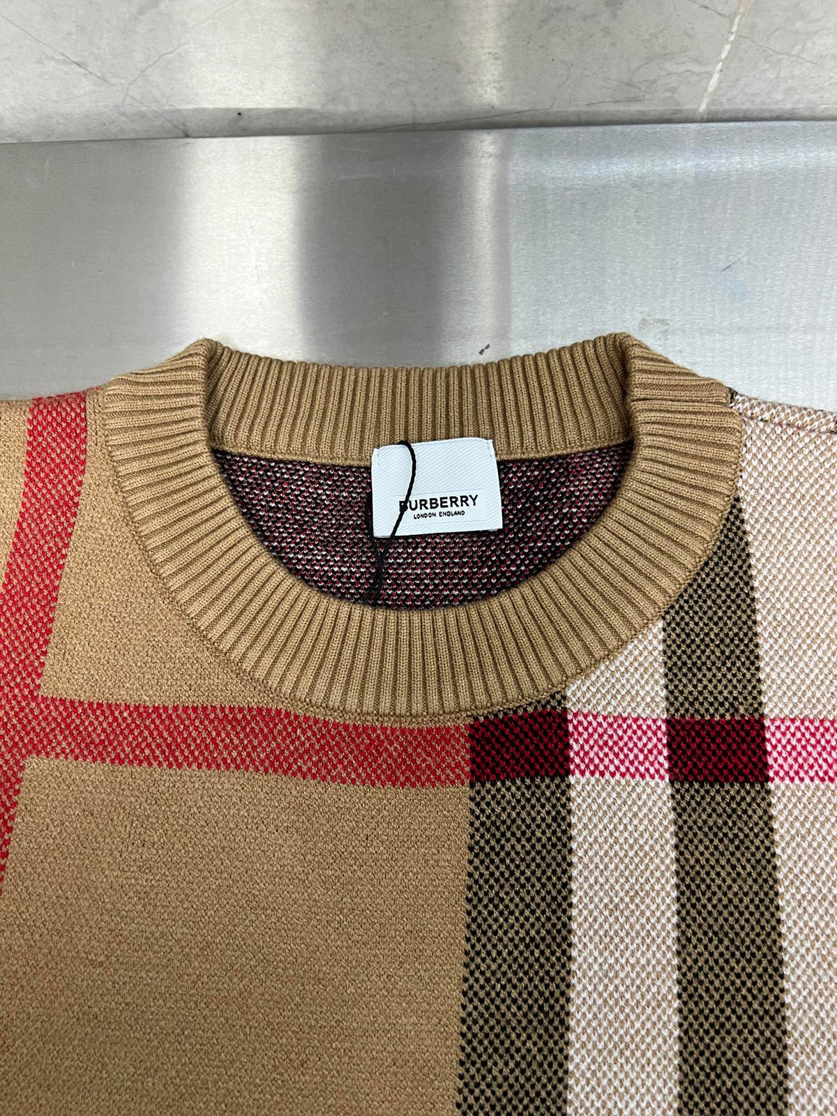 Classic Fashion Sweater-129