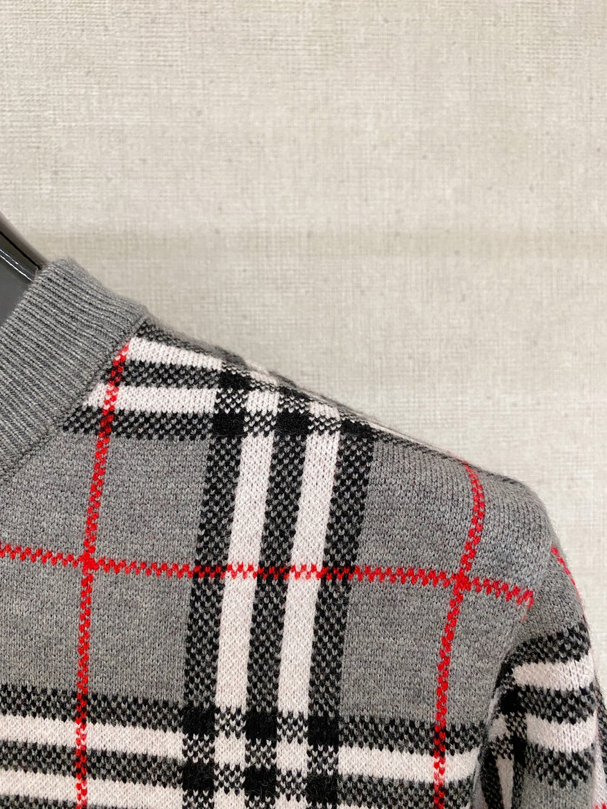 Classic Fashion Sweater-134