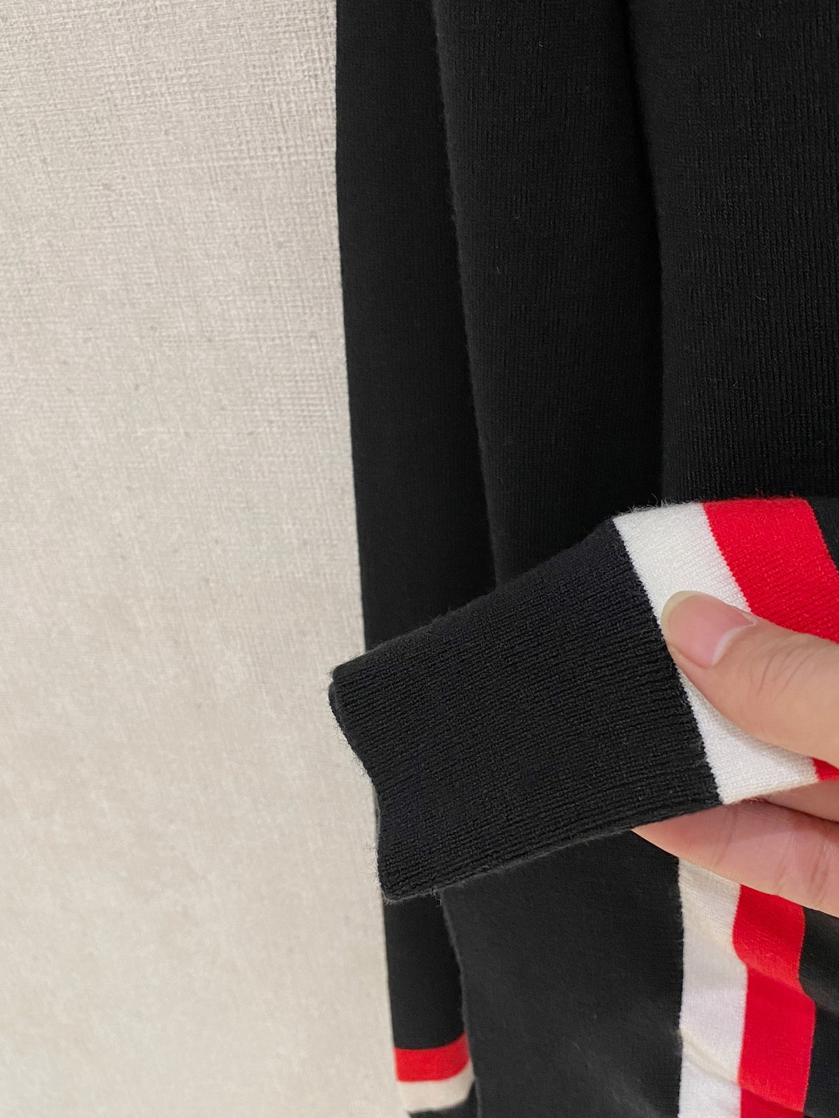 Classic Fashion Sweater-140