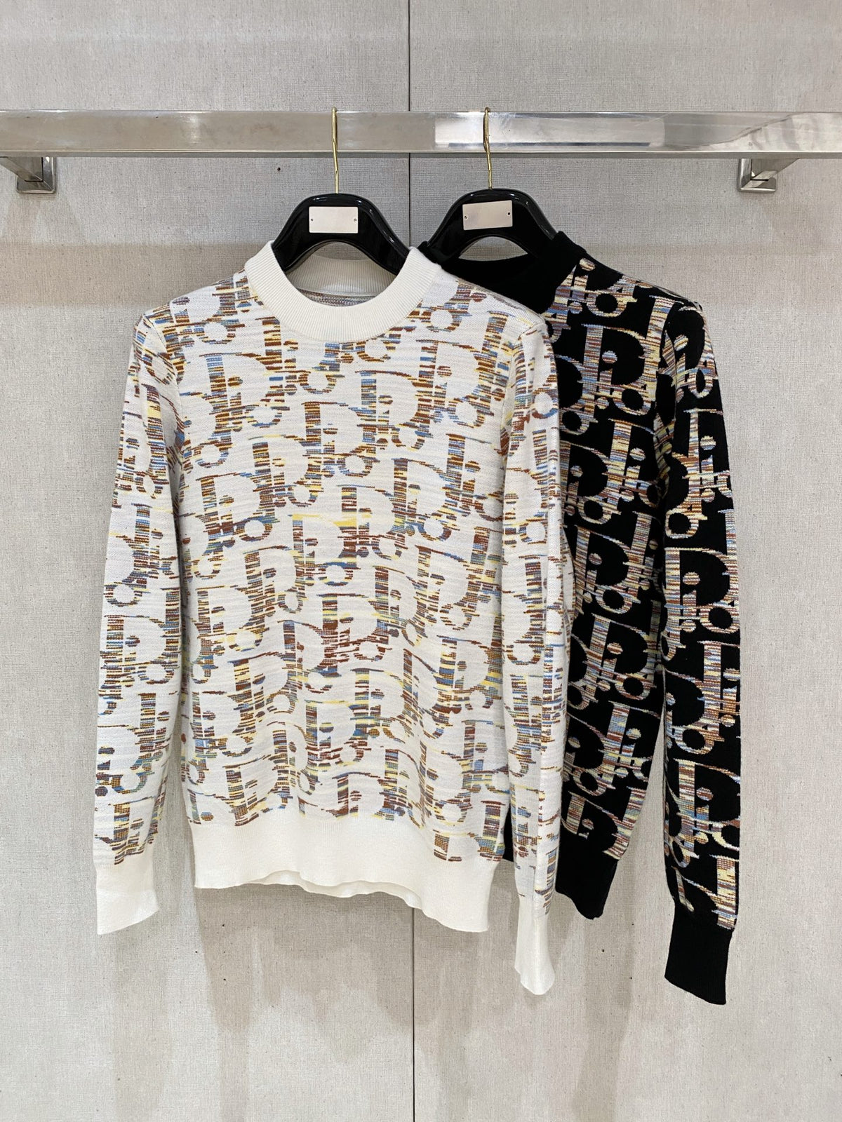 Classic Fashion Sweater-141