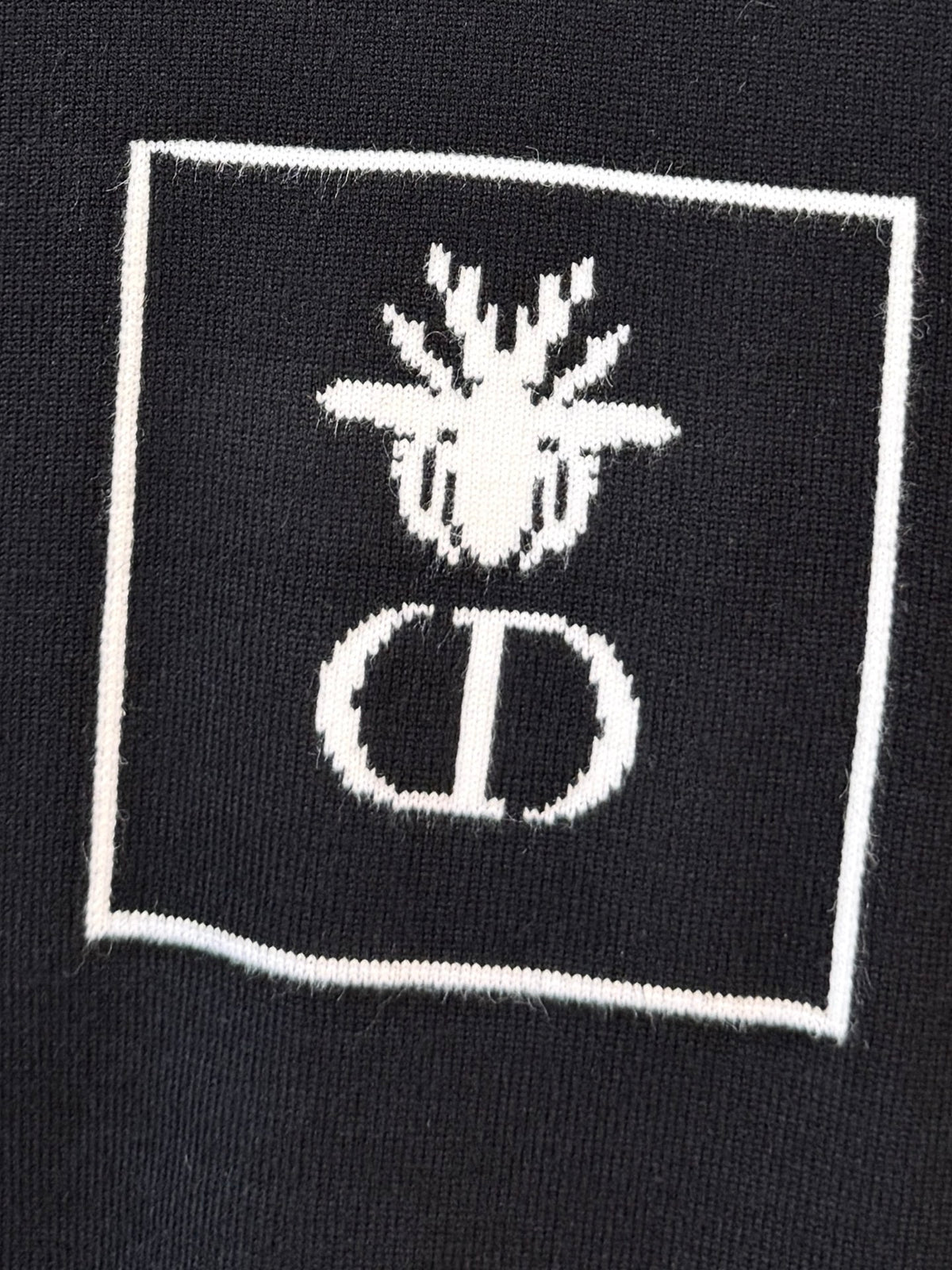 Classic Fashion Sweater-156