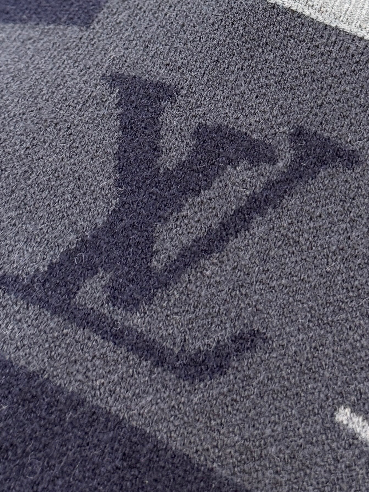 Classic Fashion Sweater-159