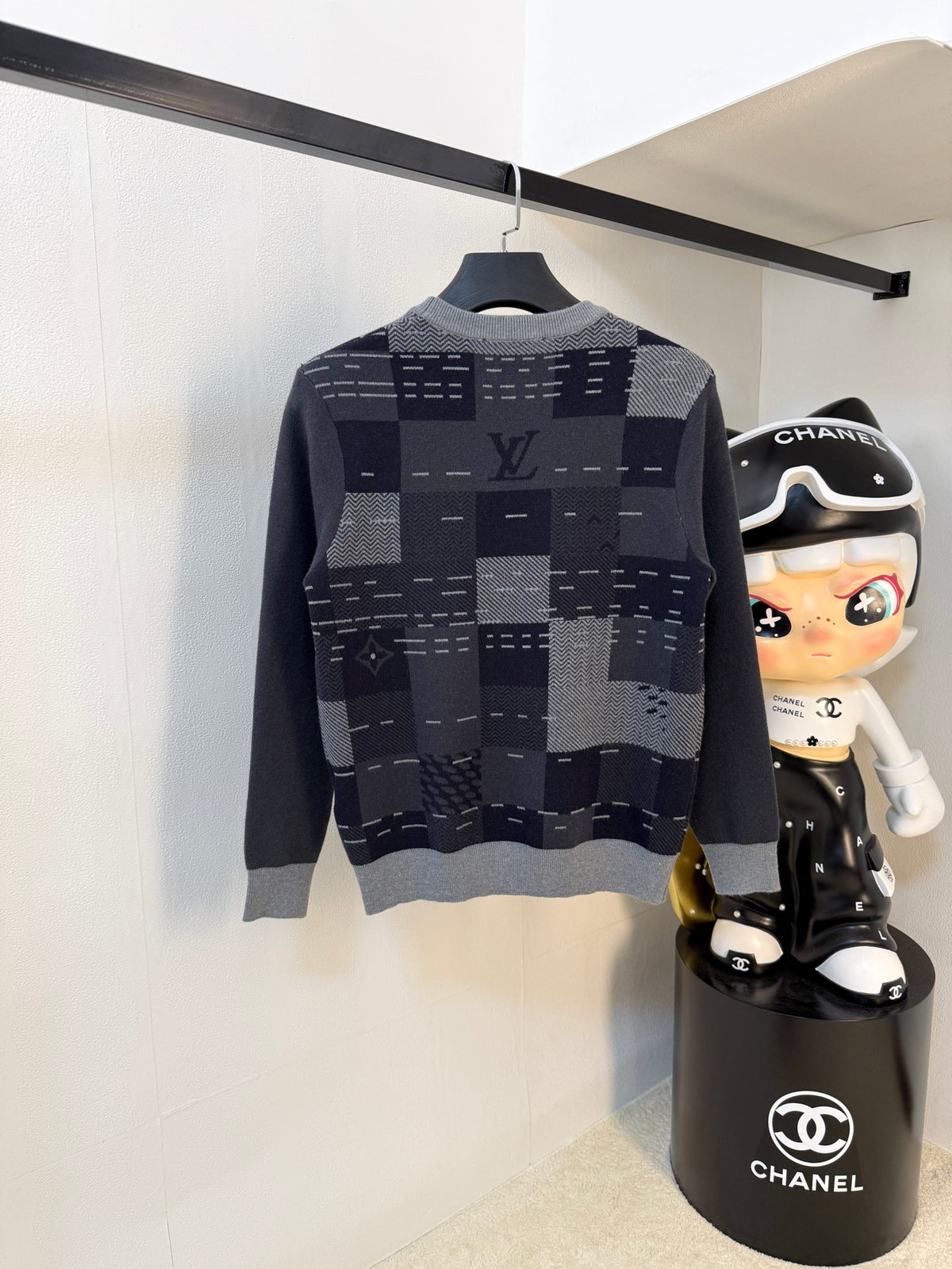 Classic Fashion Sweater-159