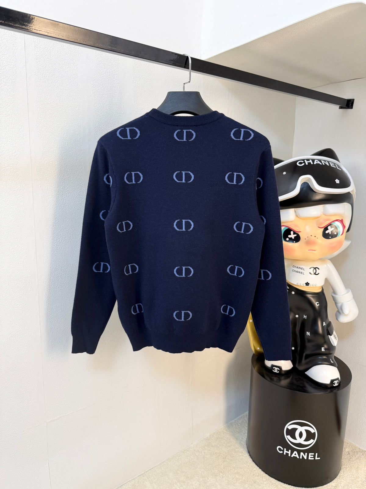 Classic Fashion Sweater-165