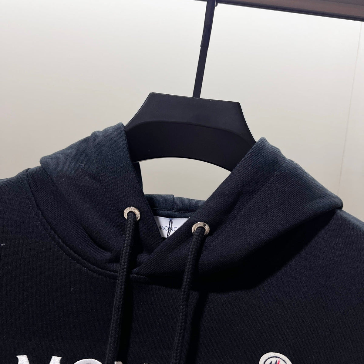 Classic Fit Hoodie-1078