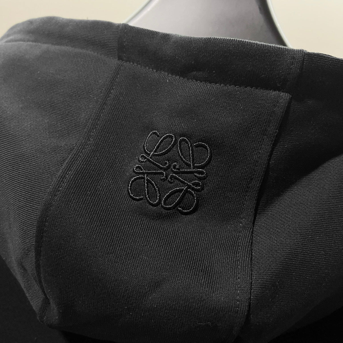 Classic Fit Hoodie-1088