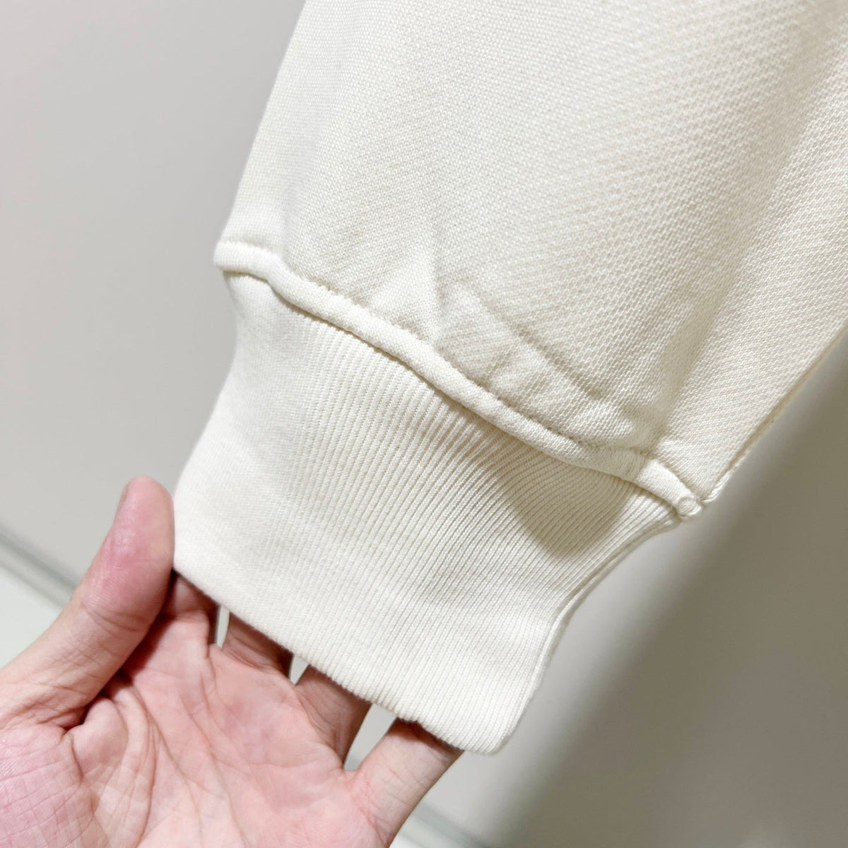 Classic Fit Hoodie-1106