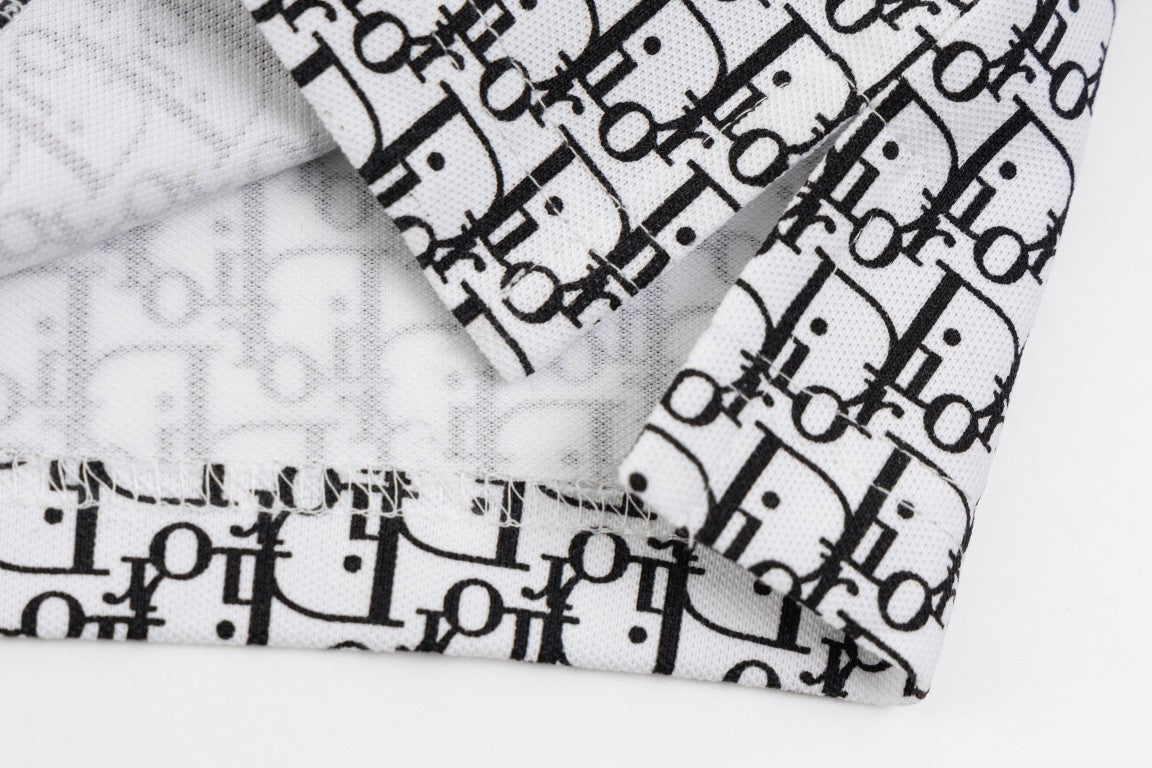 Printed T-Shirt: High-End Fashion Statement-1219