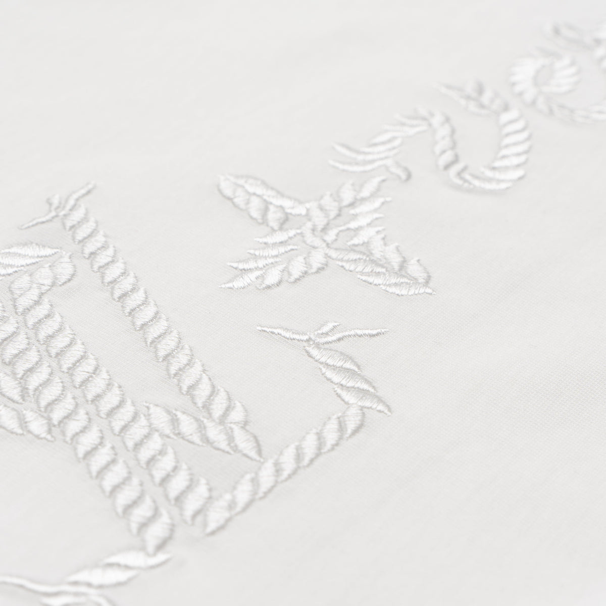 Printed T-Shirt: High-End Fashion Statement-1197