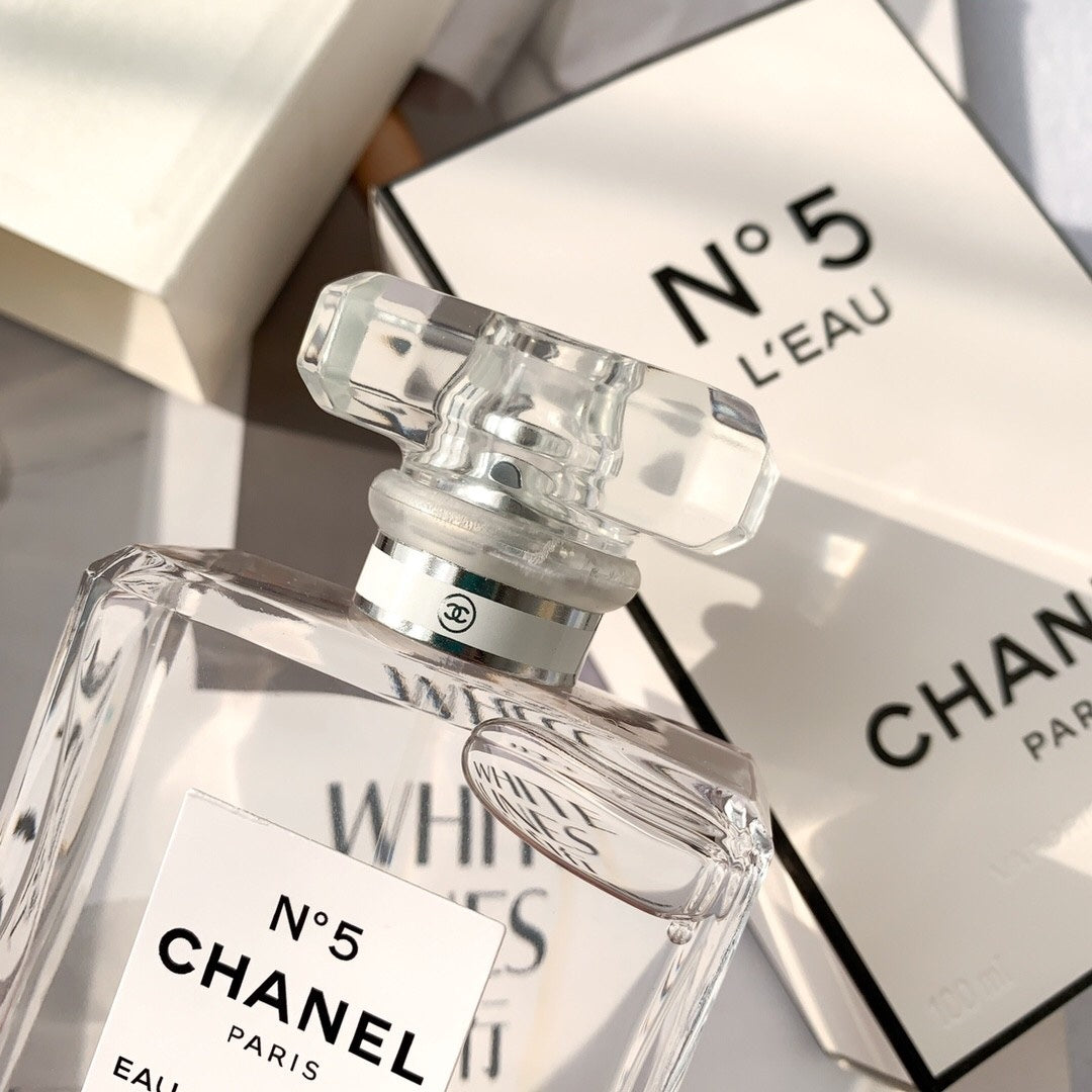 White No. 5 Eau de Parfum for Women