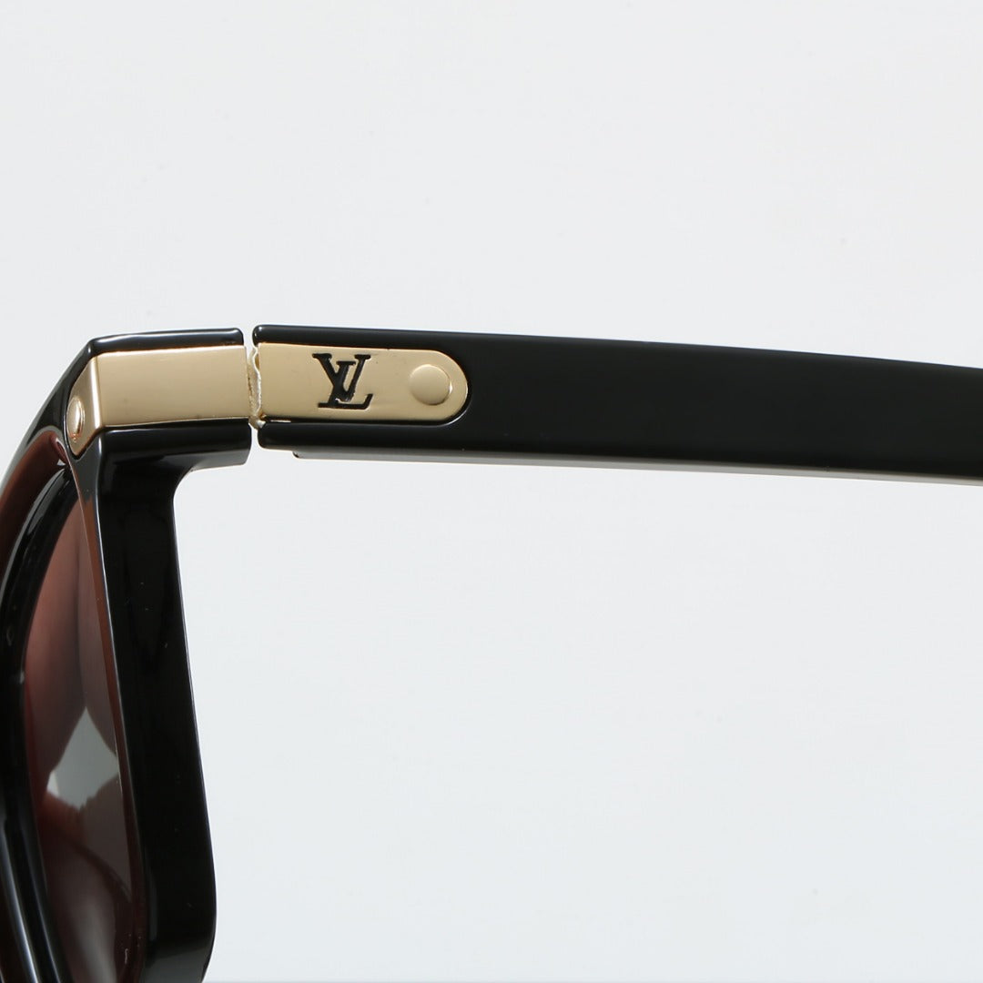 Fashion Eyewear: Elevate Your Style with Exquisite Craftsmanship-536