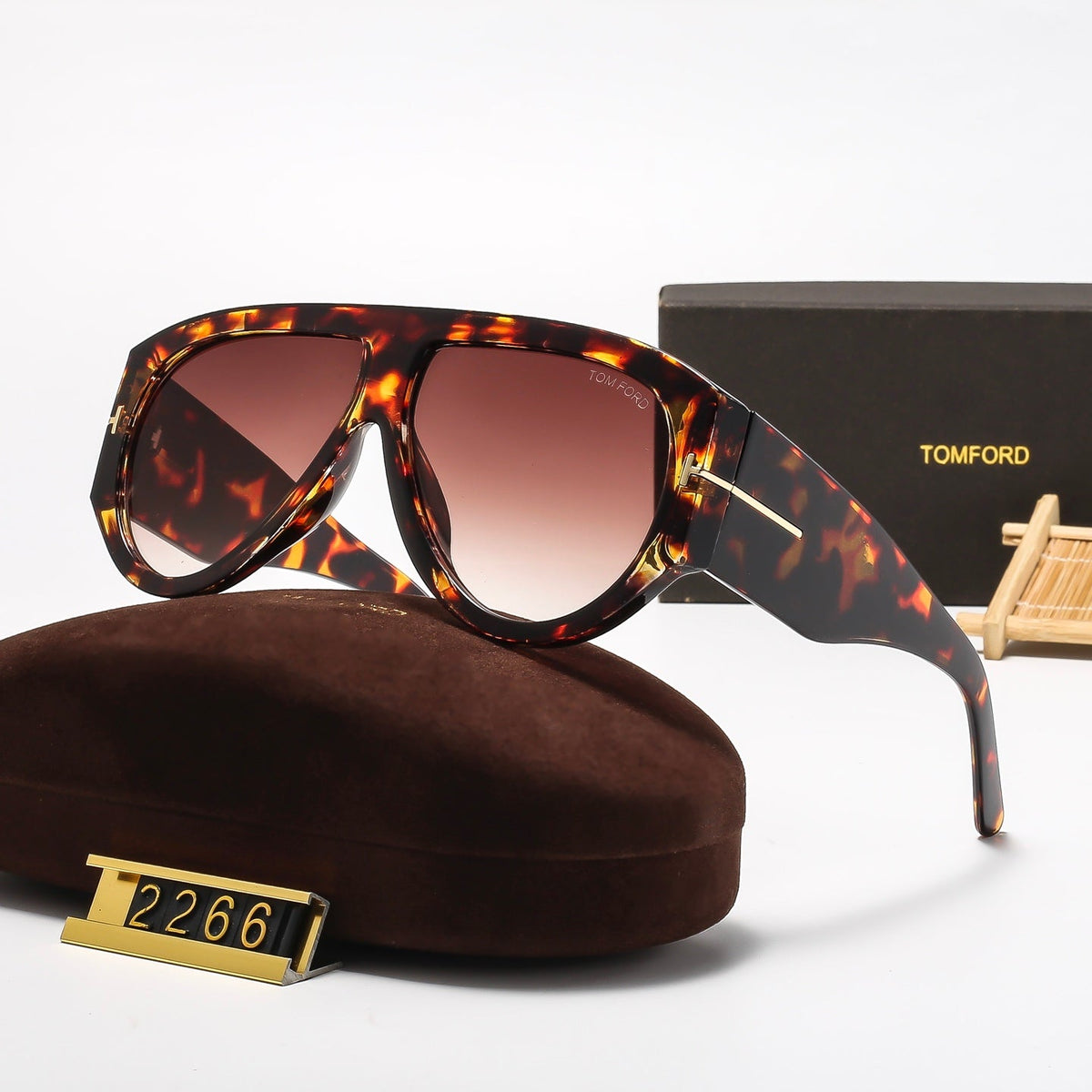 Fashion Eyewear: Elevate Your Style with Exquisite Craftsmanship-554