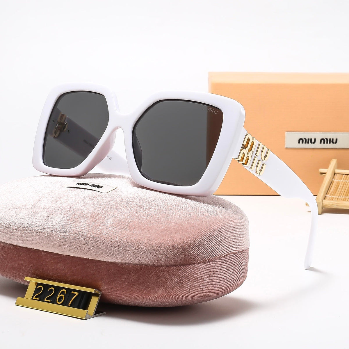 Fashion Eyewear: Elevate Your Style with Exquisite Craftsmanship-555