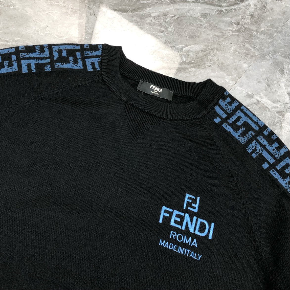 Classic Fashion Sweater-115