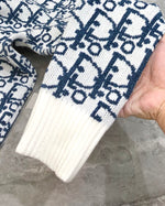 Classic Fashion Sweater-120