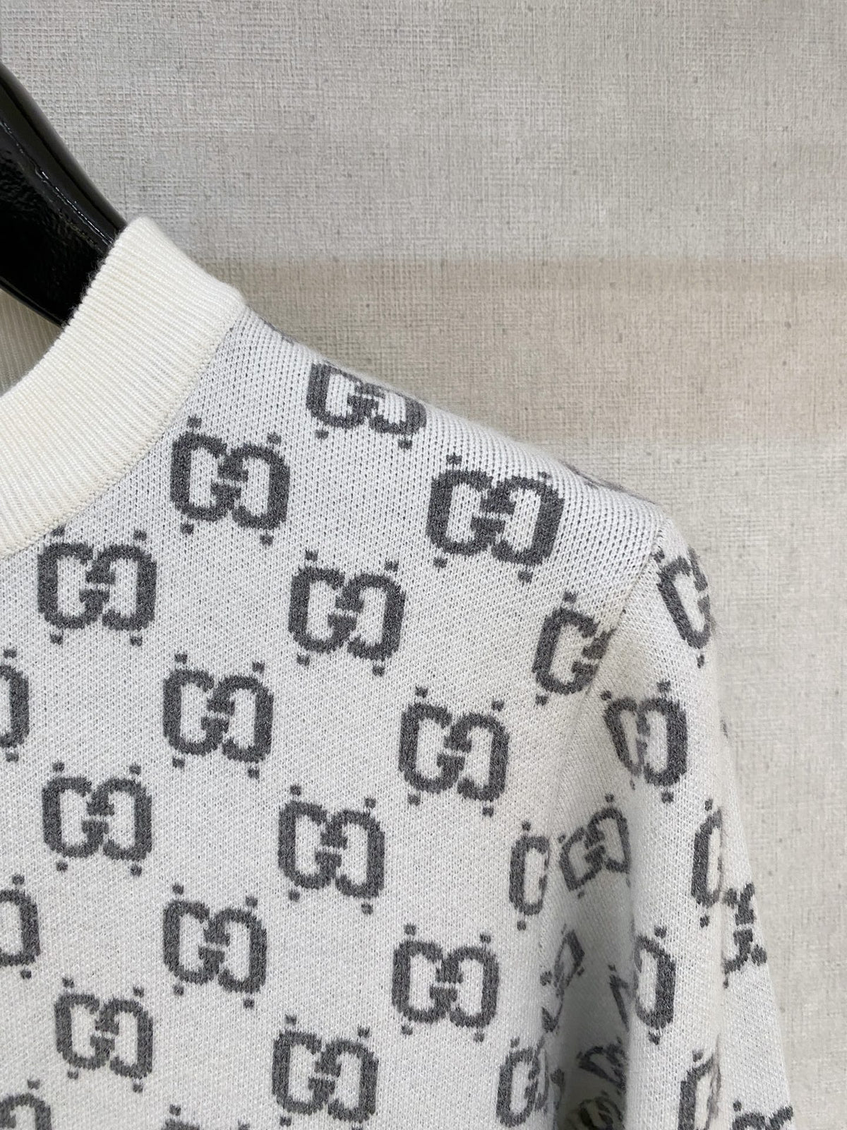 Classic Fashion Sweater-144