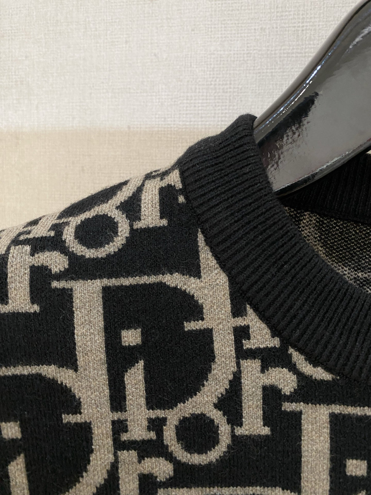 Classic Fashion Sweater-148