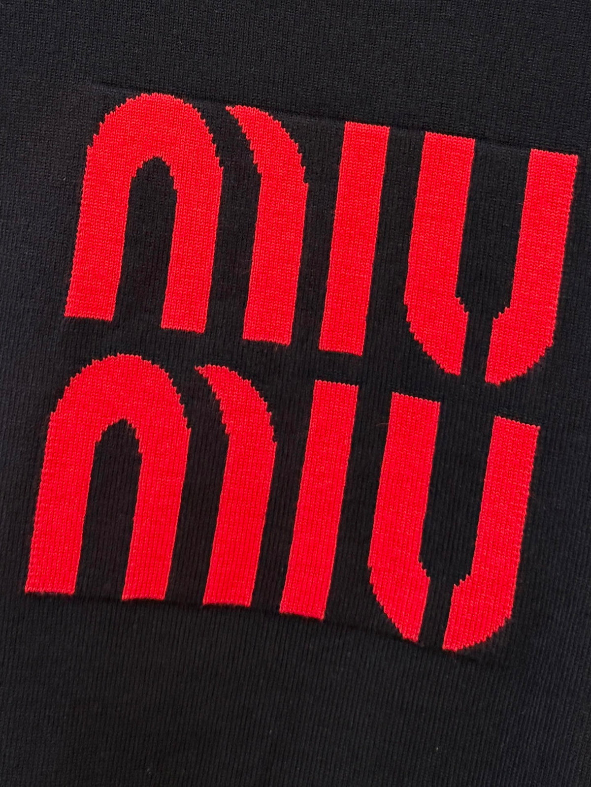 Classic Fashion Sweater-150