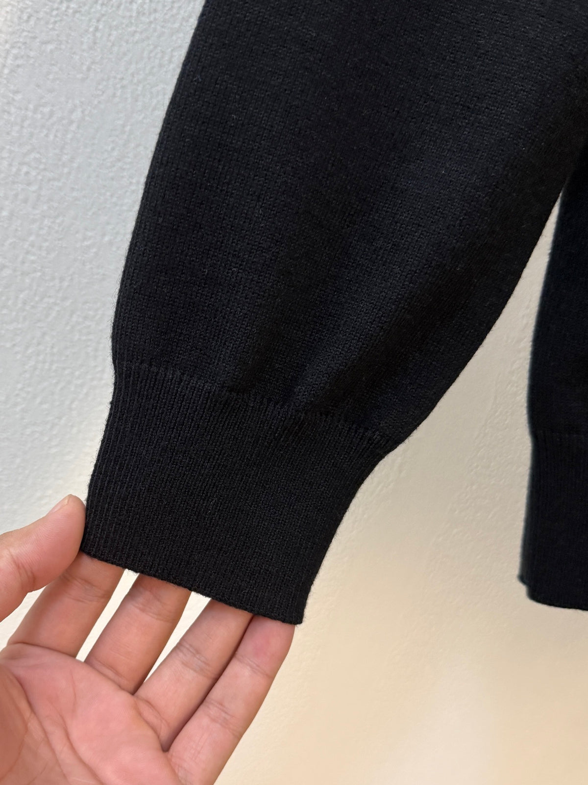 Classic Fashion Sweater-150