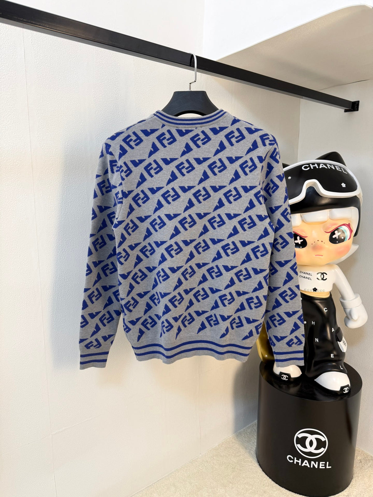 Classic Fashion Sweater-158