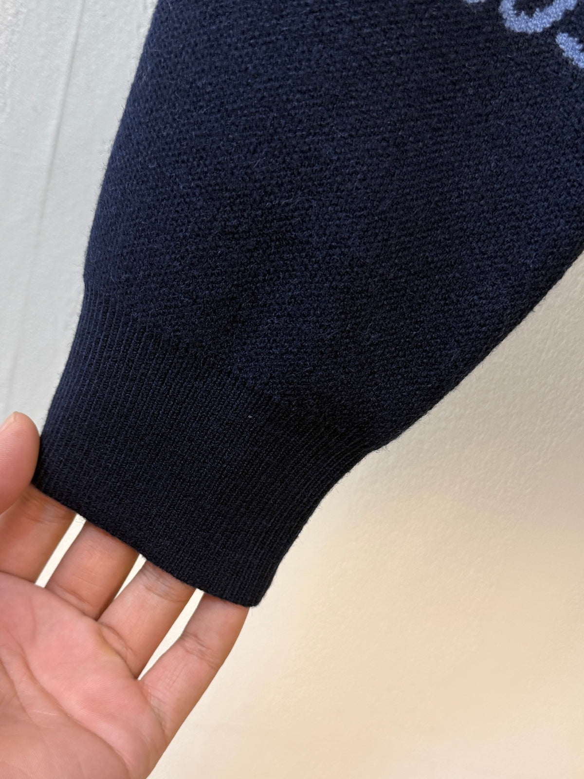 Classic Fashion Sweater-164