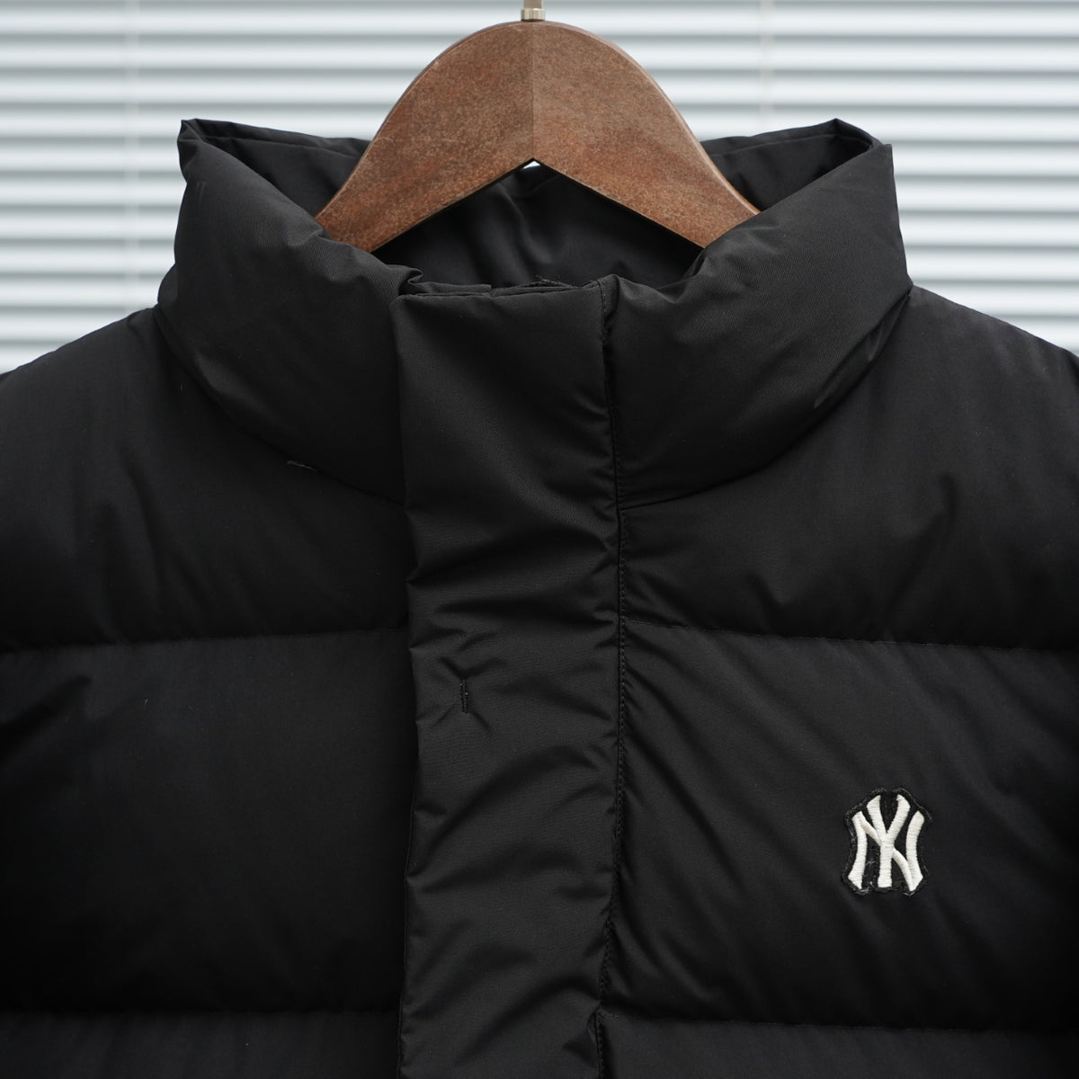 Ultra-Light Winter Puffer –25