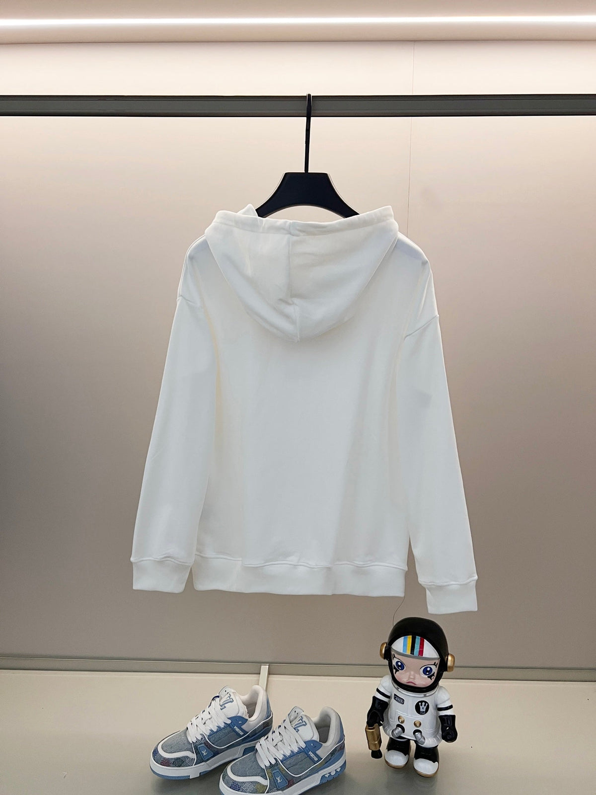 Classic Fit Hoodie-1055