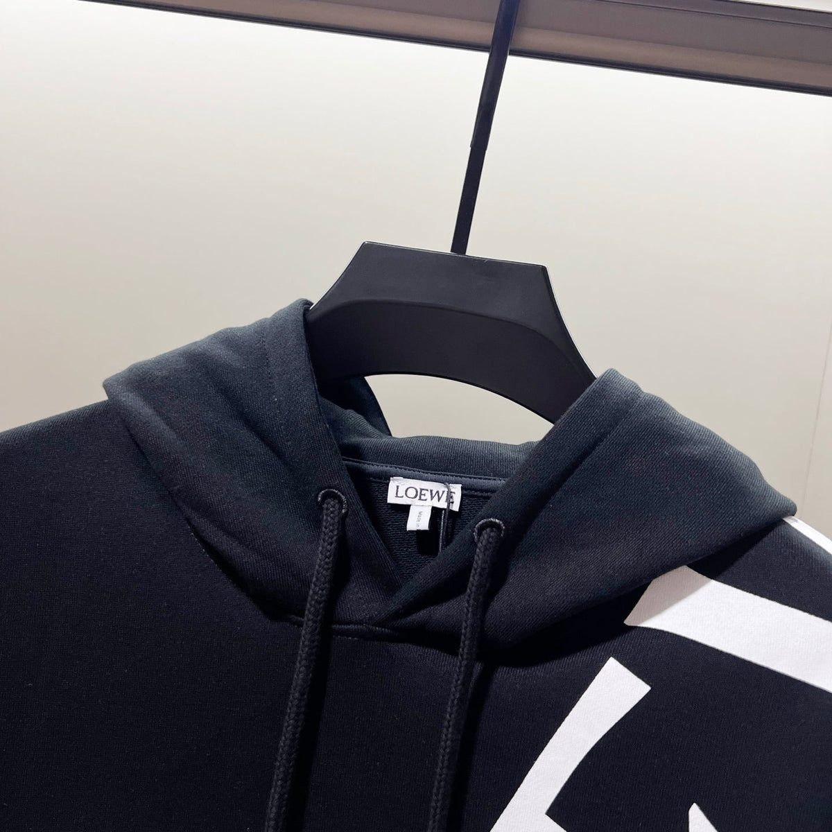 Classic Fit Hoodie-1092