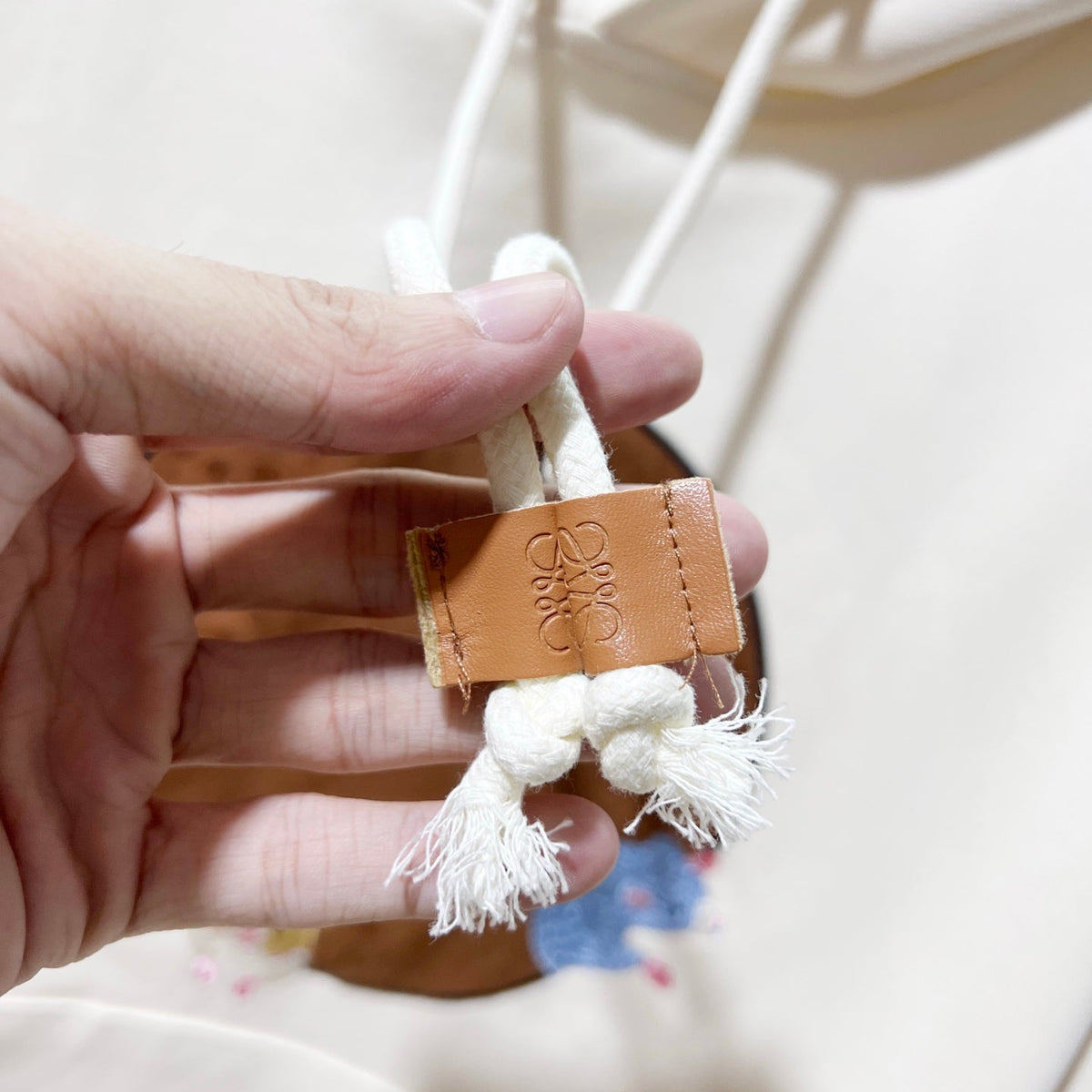 Classic Fit Hoodie-1094