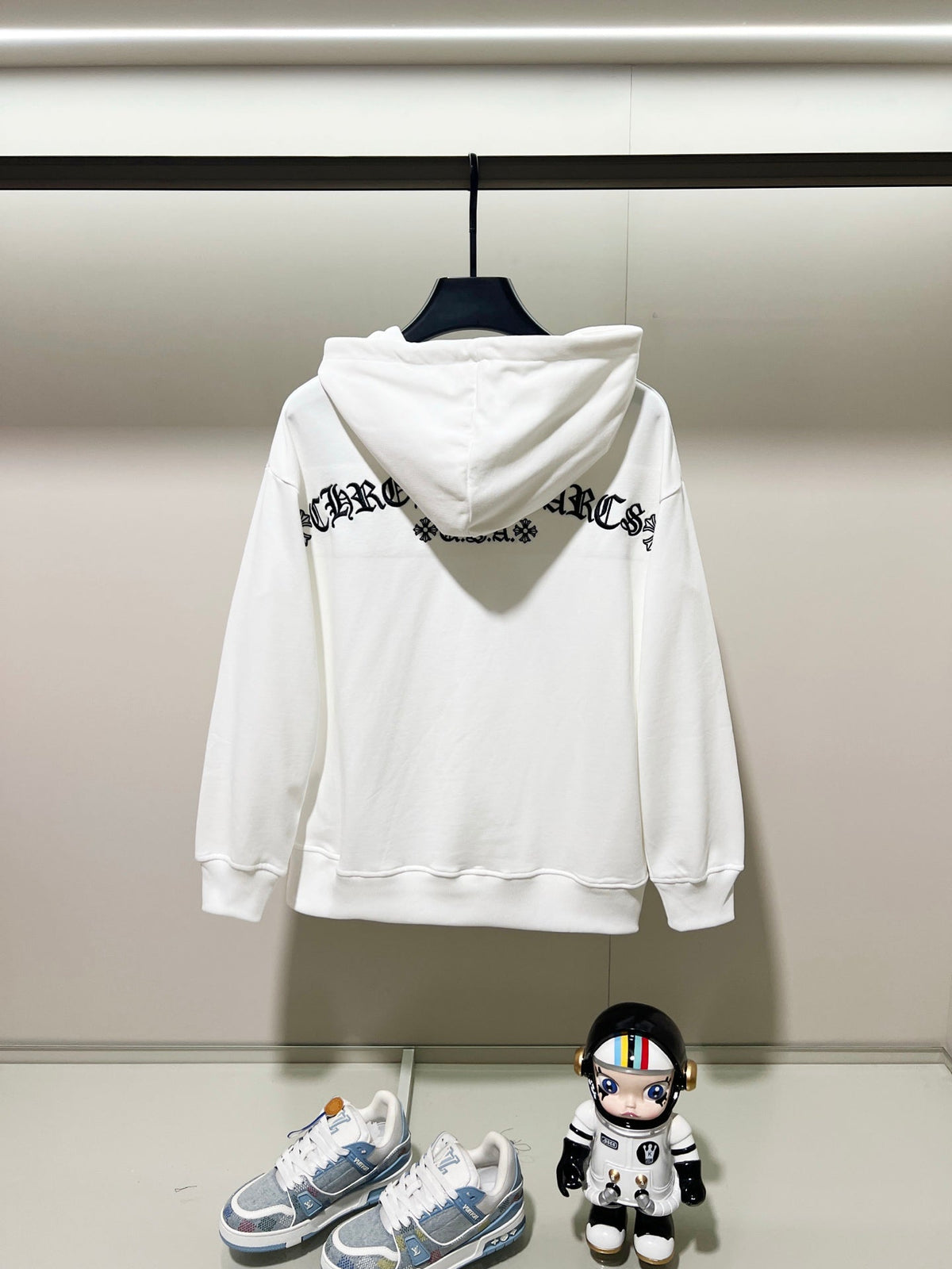 Classic Fit Hoodie-1110